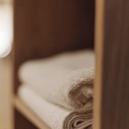 Le Maje بيت شباب